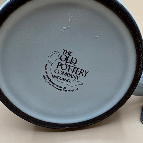 White and Black Floral  Ceramic Mug NEW - Picture 5 of 5